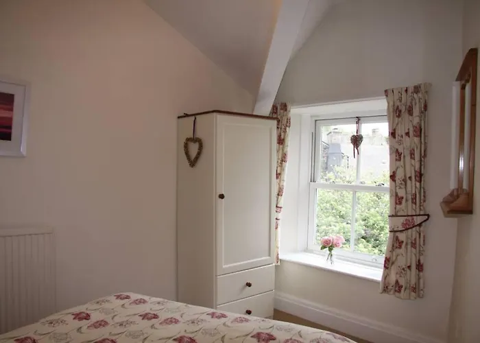 Swirl How, Winter Offered On 3 Nights Or Nov-mar 公寓 *