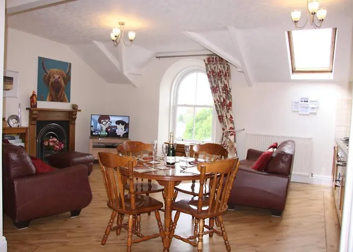 Swirl How, Winter Offered On 3 Nights Or Nov-mar 公寓