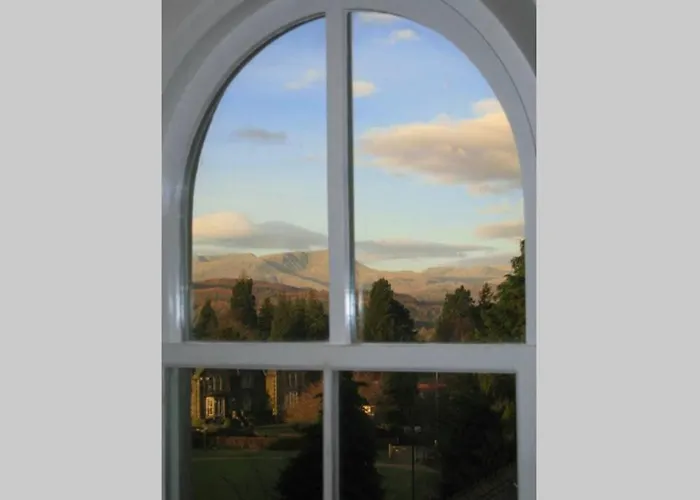 Swirl How, Winter Offered On 3 Nights Or Nov-mar *