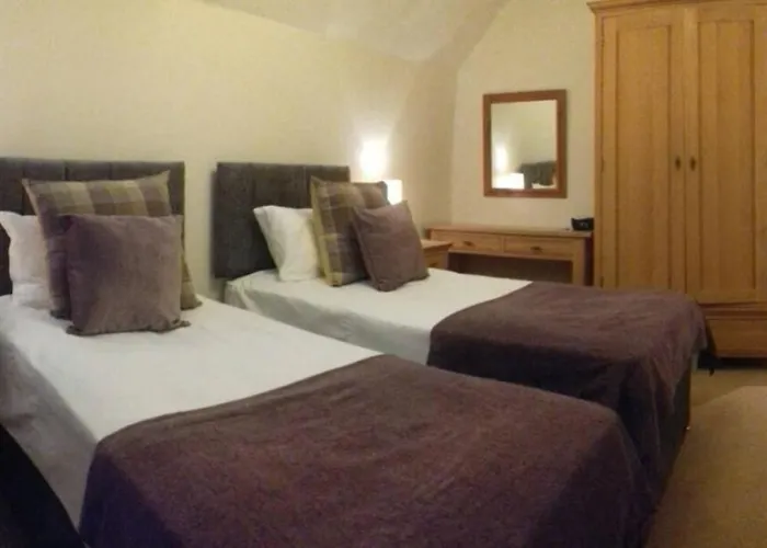 Swirl How, Winter Offered On 3 Nights Or Nov-mar *