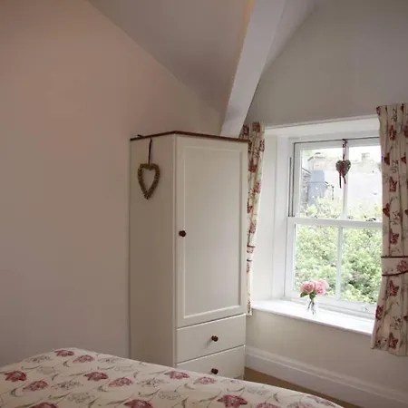 Swirl How, Winter Offered On 3 Nights Or Nov-mar Daire *