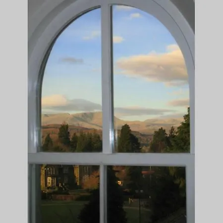 Swirl How, Winter Offered On 3 Nights Or Nov-mar *